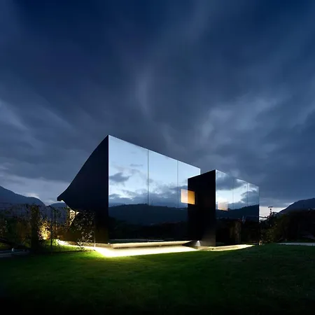 Semesterbostad Mirror House Nord By Interhome *