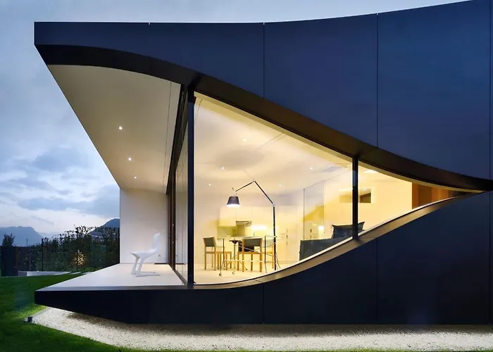 Mirror House Nord By Interhome 博尔扎诺